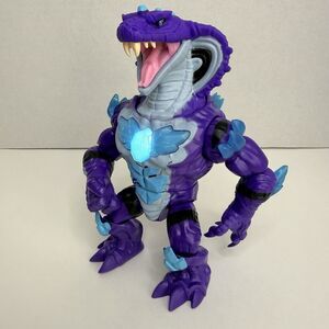 Beast Lab Stealth Strike Reptile Cobra Snake Action Figure, Light + Sound Tested